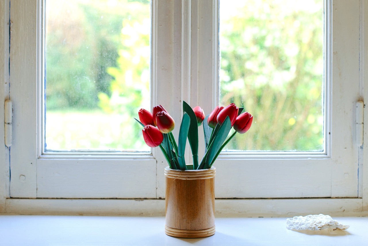 How to Make Your Own Decorative Window Treatments